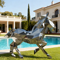 Décoration de jardin de villa de style moderne sur mesure, en acier inoxydable poli, avec découpes ajourées 	   Sculptures de chevaux en pleineple