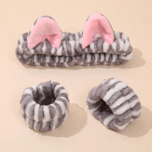 Super Schattig 3 In 1 Kat Oorhaarband Voor Vrouwen Yiwu Zhejiang Anti-Vocht Mouw Haaraccessoires Inclusief Gezicht Wassen Hoofdband - Product Image 3