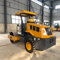 Compacteur de sol vibrant YSW204A de 4 tonnes avec auvent standard et force de compactage de 60 KN