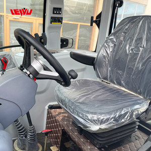 <span class=keywords><strong>Tracteur</strong></span> d'<span class=keywords><strong>occasion</strong></span> en promotion 80-160 CV 4x4 pour l'agriculture avec climatisation, attelage <span class=keywords><strong>3</strong></span> <span class=keywords><strong>points</strong></span>, moteur diesel 4 cylindres - Product Image 6