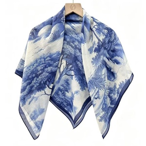 Lenço Muçulmano Leve de Verão com Estampa <span class=keywords><strong>Floral</strong></span> em Aquarela, Estilo Pintura à Mão, Toque de Algodão, Xale Modesto - Product Image 3