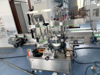 Máquina Etiquetadora Automática de Doble Cara con Motor Neumático PLC SIPUXIN para Botellas Planas, Alta Precisión, para Cosméticos, Lociones y Champús