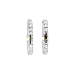 Boucles d'oreilles Huggie en or blanc E4193 avec zircon rond serti en canal, bijoux de mode religieux pour femmes - Product Image 1