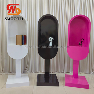 Cabina Telefónica con Arco y Libro de Visitas de Audio y Video LED Clásico con Logotipo Personalizado para Decoración de Bodas y Fiestas - Product Image 3