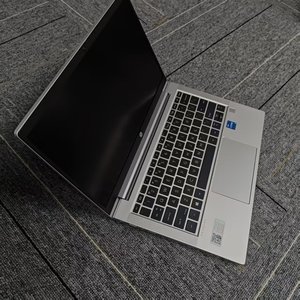 แล็ปท็อปธุรกิจ ProBook 430G8 รุ่นปรับปรุงใหม่ ใช้ Intel I5 รุ่นที่ 11 แรม 8GB SSD 256GB หน้าจอสัมผัส 13.3 นิ้ว คีย์บอร์ดภาษาอังกฤษ - Product Image 6