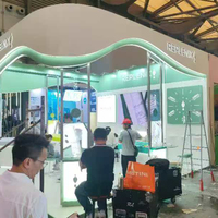 Construction de stand d'exposition cosmétique sur mesure, conception de stand modulaire pour salons professionnels de marques de beauté