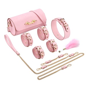 2020 nouveau Bondage En Cuir Véritable BDSM Ensemble Bondage Kit Main Poignets Sexe avec Sac À Bandoulière pour BDSM Bondage - Product Image 6