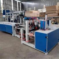 Machine de travail du bois pour contreplaqué, machine de clouage de palettes et de découpe automatique de panneaux de bois