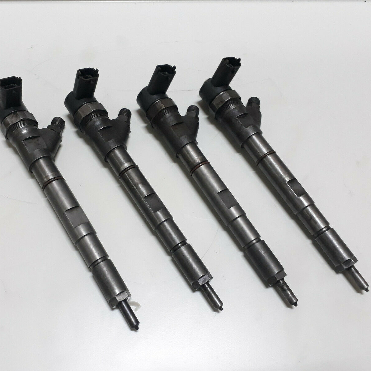 common rail injector 0445110186 338004A100 injector for Hyundai Libero/Starex  Kia Sorento injector nozzle 0445110186 338004A100