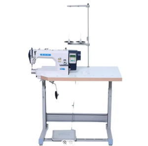 Machine à coudre numérique à plat informatisée à petit bras et grande pointeuse, idéale pour la confection de casquettes, chapeaux de paille, vêtements et épaulettes en usine - Product Image 1