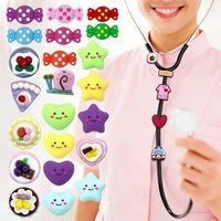 Charmes de stéthoscope en PVC mignons, décorations sur le thème des fleurs et des animaux, cadeaux pour les infirmières, les professionnels de la santé, accessoires de charme de stéthoscope