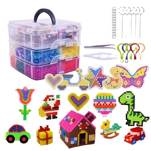 Vente en gros de perles <span class=keywords><strong>Hama</strong></span> 5mm ensemble de perles colorées tableau de chevilles en plastique 5mm kit de perles Perler style dessin animé éducatif pour les enfants - Product Image 2