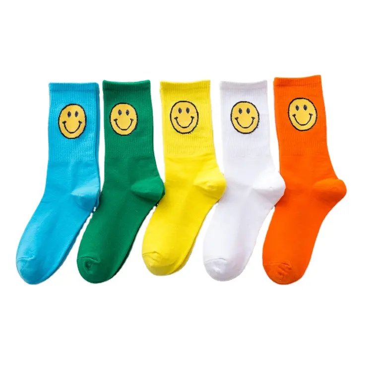 Fashion High Quality Solid Color Smiling Face Pattern Cotton Women Sock Girls Autumn Winter Sport Socks Comfortable Socks