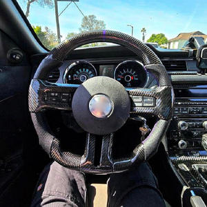 Volante Personalizzato per <span class=keywords><strong>Ford</strong></span> Mustang 2011-2016 con Alcantara, Fibra di Carbonio e Materiale in Pelle/PU - Product Image 3
