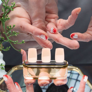 Künstliche Fingernägel <span class=keywords><strong>French</strong></span> Manic ure Rechteckig-Runde Spezielle vorgefertigte einfarbige Nagels pitzen, nahtlose Nagel kunst, nackte Streifen - Product Image 1