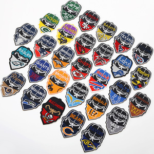 高品質NFLスポーツアイロン接着刺繍PVCフェルト布ステッカーアメリカンフットボールマスクパッチ衣類バッグ - Product Image 3