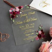 Vente en gros de carte d'invitation de mariage en acrylique de luxe personnalisée 5*7 pouces en plexi clair givré A5 imprimé de fleurs douce 16 quinceanera