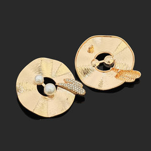 Botones de costura personalizados de Button Factory, botones irregulares para ropa, concha, estrella de mar, forma especial, botones de metal de aleación de zinc con vástago para tela. - Product Image 4