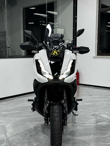 Motocicleta de Segunda Mano, Motocicleta Usada de Marca Japonesa, Modelo de Scooter X350ADV, Color Blanco, 5600 km, Año 2025 - Product Image 6