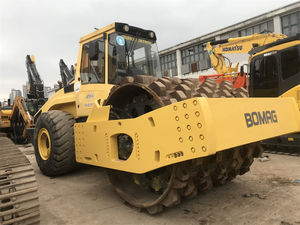 Compacteur de sol à tambour unique YAGUAN 26 tonnes BW226HD-4, fabriqué en Allemagne, peint d'origine Bomag, avec moteur à pompe à noyau BW226HD-4 - Product Image 2