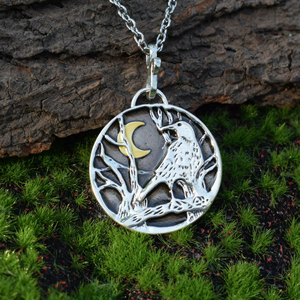 Creativo Retro Wicca Cuervo Collar Animal Luna Bosque Gótico Pájaro De pie en las ramas Collares Regalo de la joyerí<span class=keywords><strong>a</strong></span>
