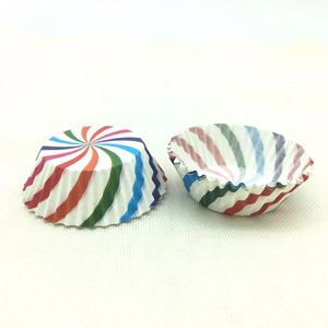 Barquettes en papier jetables anti-graisse et résistantes à la chaleur pour pâtisseries au jaune d'œuf, gâteaux mochi peau de neige, gâteaux de lune, usage domestique et festif - Product Image 2