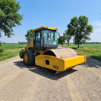 Compacteur de sol à tambour unique d'occasion, rouleau vibratoire de 26 tonnes pour travaux de construction routière