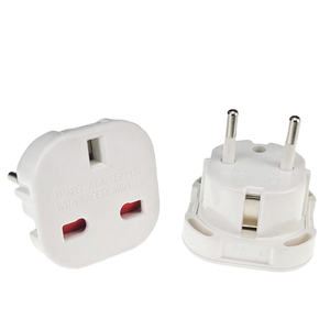 Adattatore da UK a EU, da spina a 3 pin quadra a spina a 2 pin, certificato CE, 10A, in ABS, convertitore di alimentazione da viaggio per l'<span class=keywords><strong>Islanda</strong></span> - Product Image 1