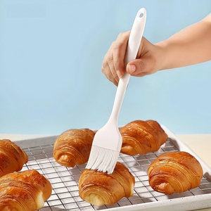 一体式硅胶刷子 食品级烧烤油锅家用厨房用具工具 - Product Image 1