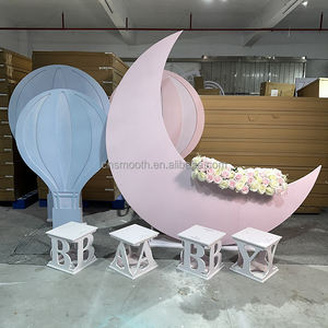 Fondale per Palco Matrimoniale a Forma di Luna in Acrilico Bianco e PVC, Design Creativo all'Ingrosso - Product Image 6