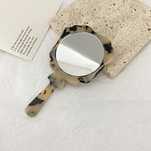 Portable Retro Style Handheld <b>Makeup</b> <b>Mirror</b> Small Tortoiseshell Multicolor Acetate <b>Light</b> Retro Hair Accessories - Product Image 6