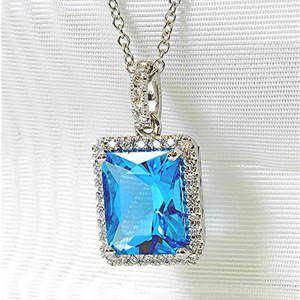Collana con ciondolo quadrato blu per donna, gioielli semplici e alla moda, regalo di anniversario - Product Image 1