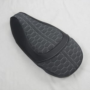 GANE diseño de moda OEM ODM tamaño Original motocicleta antiincrustante e impermeable cuero gamuza asiento cubierta adecuada para Vespa LX - Product Image 3