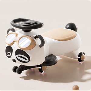 Auto de Juguete Panda para Niños de 1 a 6 Años, Vehículo de Plástico con Volante Giratorio, Unisex - Product Image 5