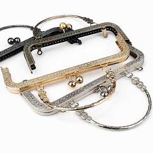 Cadre de sac à main gaufré avec fermoir Kiss Lock et poignée 18cm 20cm, cadre de pochette en métal, quincaillerie pour sac DIY - Product Image 3