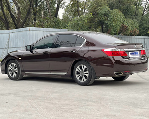 <span class=keywords><strong>Honda</strong></span> <span class=keywords><strong>Accord</strong></span> 2014 Usado, 2.0L Clásico, Sedán Mediano, Volante a la Izquierda, Automático, Cuero Oscuro, Espacioso, Cómodo, Eficiente en Combustible, Duradero, Familiar - Product Image 4