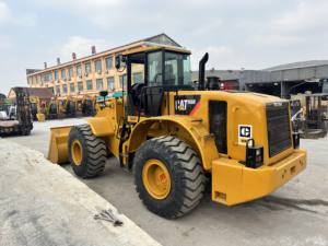 Chargeuse sur pneus Caterpillar 966H d'occasion bien entretenue, puissante machine à moteur C7, idéale pour la construction, l'exploitation minière et les opérations industrielles - Product Image 2