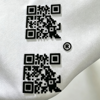 Étiquette de code QR en silicone 3D gaufré OEM, autocollant de code QR anti-décoloration pour vêtements, vêtements de sport et vêtements de travail