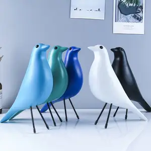 Best Price Wholesale Superior Resin Birds Resin Bird Indoor Outdoor Home Decor Statue Spring Figurines Lift Size Animal