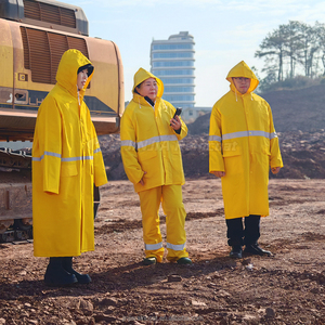 Haute qualité prix usine 2 pièces travail combinaison de pluie imperméable moto imperméable résistant PVC Polyester manteau de pluie pour hommes - Product Image 4