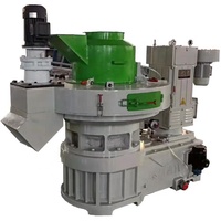 Une machine à granulés de bois multi-usages, granulateur de pin, granulateur de peuplier