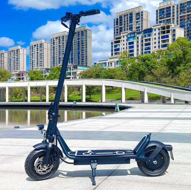 Electric scooter, a popular model overseas, with discounted prices. Limited availability, first come, first served.