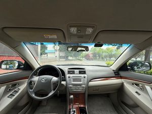 รถยนต์<span class=keywords><strong>มือ</strong></span><span class=keywords><strong>สอง</strong></span> Toyota <span class=keywords><strong>Camry</strong></span> ปี <span class=keywords><strong>2014</strong></span> เครื่องยนต์ 2.0L เกียร์ออโต้ ล้อแม็ก R16 ขับเคลื่อนล้อหน้า เอกสารครบถ้วน พร้อมกล้องมองหลัง ไฟหน้าซ้าย  มีรถพร้อมส่ง - Product Image 6