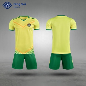 Completo <span class=keywords><strong>da</strong></span> <span class=keywords><strong>Calcio</strong></span> Personalizzato di Alta Qualità, Asciugatura Rapida, Traspirante, con <span class=keywords><strong>Pantaloncini</strong></span>, per Adulti, Stampa a Trasferimento Termico, Set OEM per Allenamento Estivo - Product Image 1