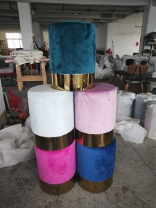 Pouf Ottomano Pieghevole Moderno in Velluto Dorato per Soggiorno, Stile Rustico, Contemporaneo, Ingresso, Camera da Letto, Appartamento, Hotel - Product Image 1