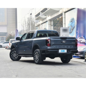 Pick-up d'occasion <span class=keywords><strong>Ford</strong></span> <span class=keywords><strong>Ranger</strong></span> 2023 Diesel, transmission intégrale, <span class=keywords><strong>version</strong></span> automatique, 5 places - Product Image 6