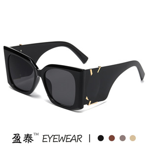 Lunettes de soleil carrées surdimensionnées Yingtai Eyewear, protection UV400, monture en PC, lunettes de soleil tendance pour femmes, noires - Product Image 1