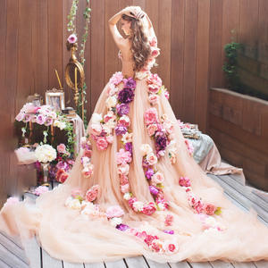 Abito da Quinceañera NDB10037 con Scollo a V, Spalle Scoperte, Senza Maniche, Schiena Scoperta, Piccola Strascico, Fiori 3D Colorati in Chiffon Elegante - Product Image 6