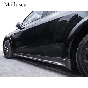 Jupes latérales en fibre de carbone style C pour Model Y 2018-2024 - Product Image 6
