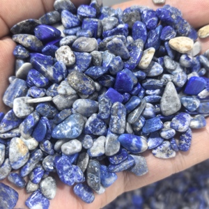 Vente en gros de pierres de <span class=keywords><strong>lapis</strong></span>-lazuli bleues naturelles polies de petite taille, copeaux de cristal, pierres roulées, pierres précieuses en <span class=keywords><strong>lapis</strong></span>-lazuli à vendre - Product Image 6